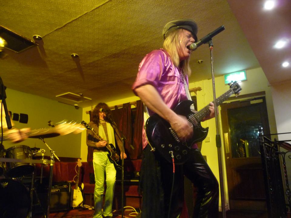 Rockin' Out Live 53
