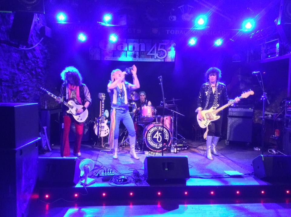 Rockin' Out Live 61