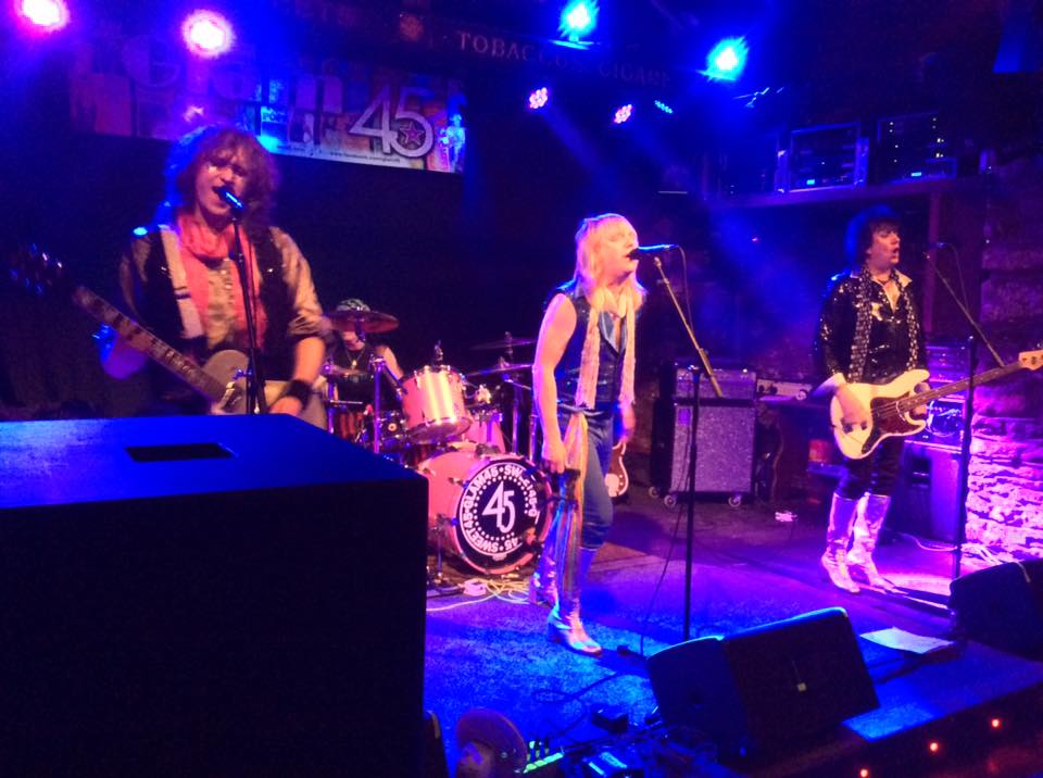 Rockin' Out Live 66