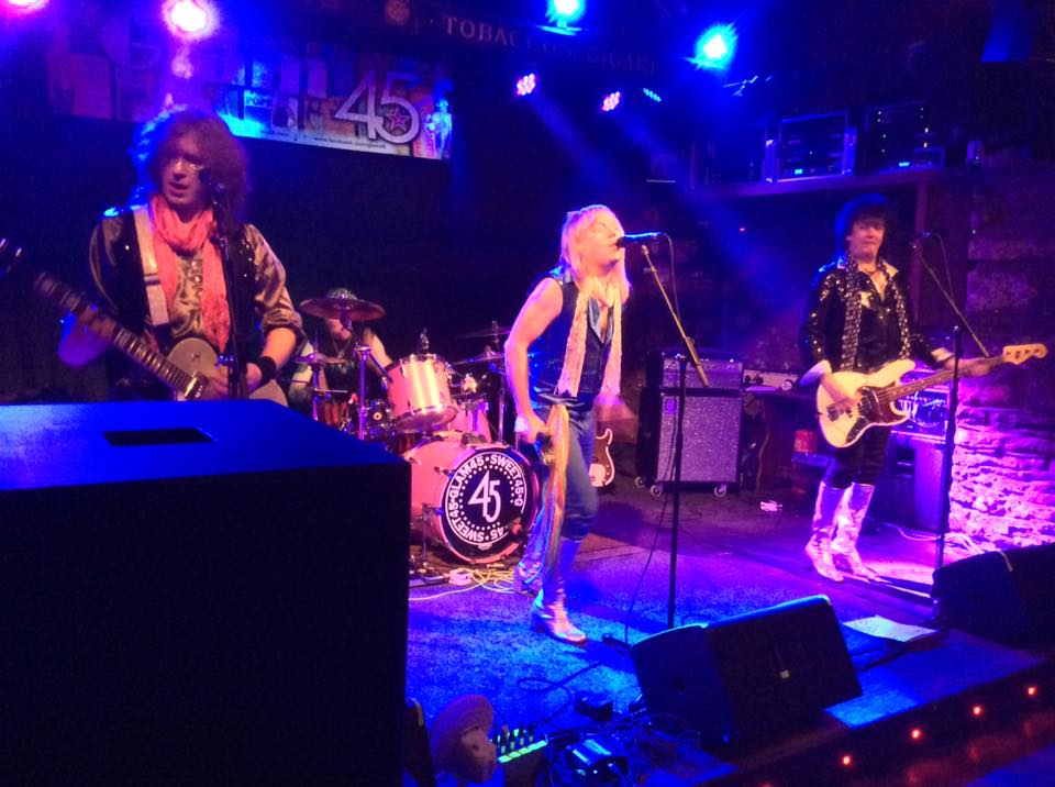 Rockin' Out Live 67