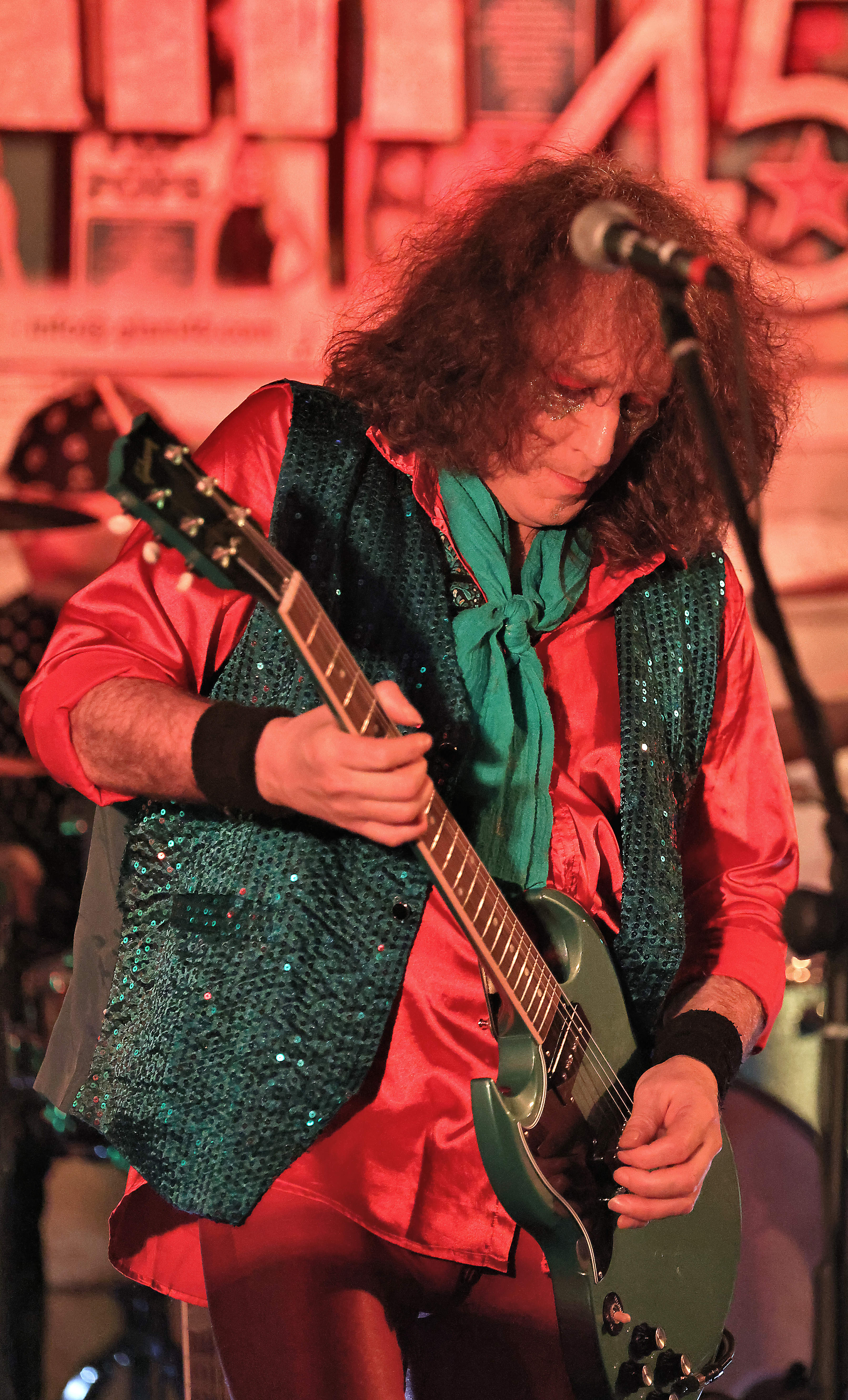 Rockin' Out Live 34