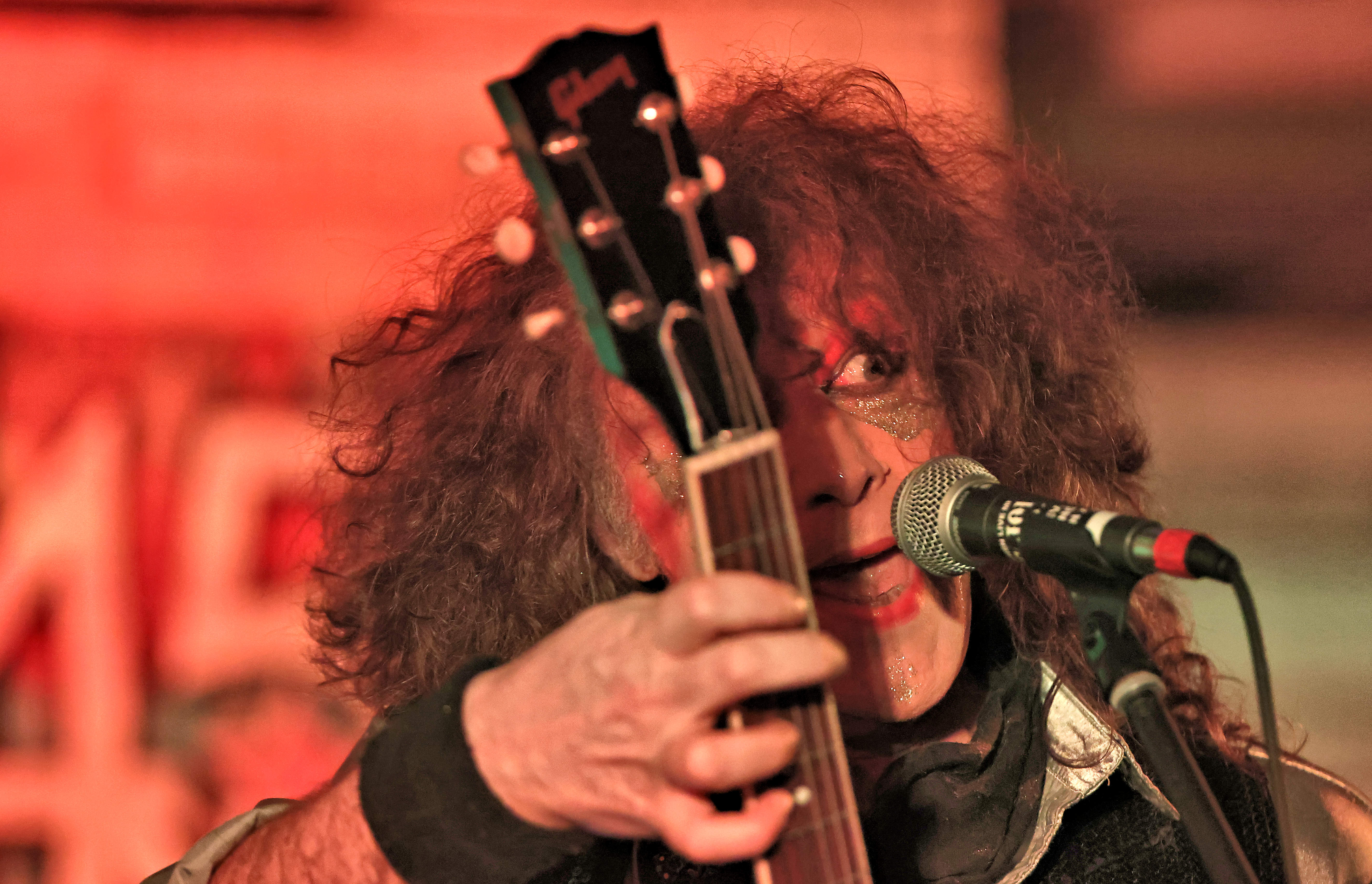 Rockin' Out Live 16